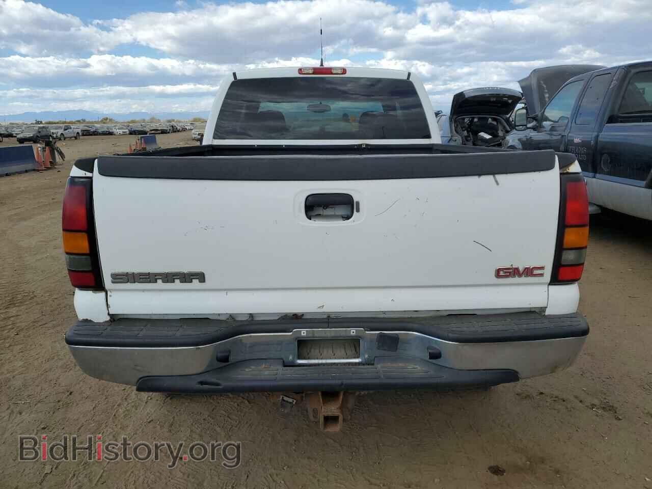 2005 GMC SIERRA - VIN: 1GTEK19B15E114576 - Фото 6