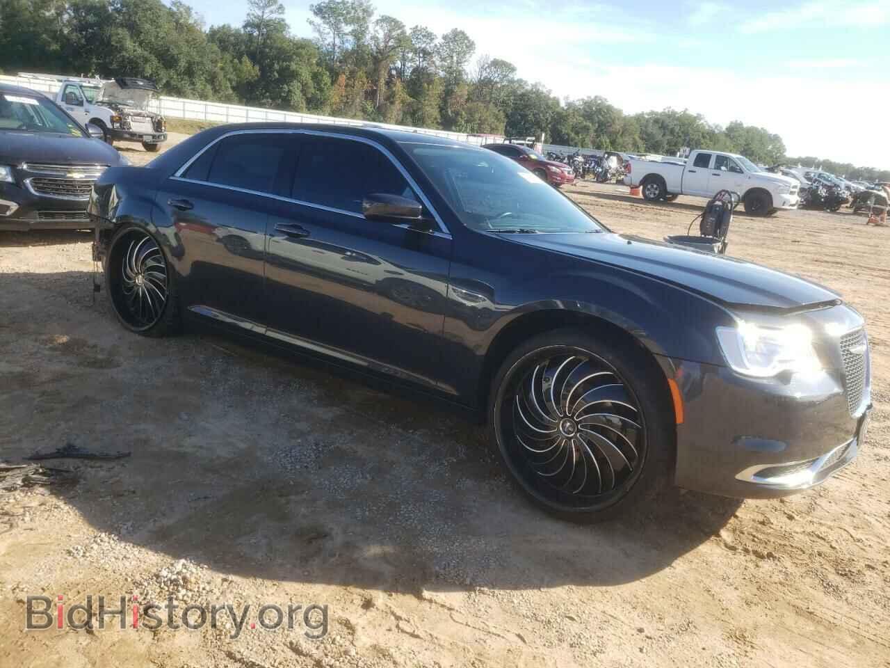 2016 CHRYSLER 300 - VIN: 2C3CCAAG3GH343739 - Фото 4