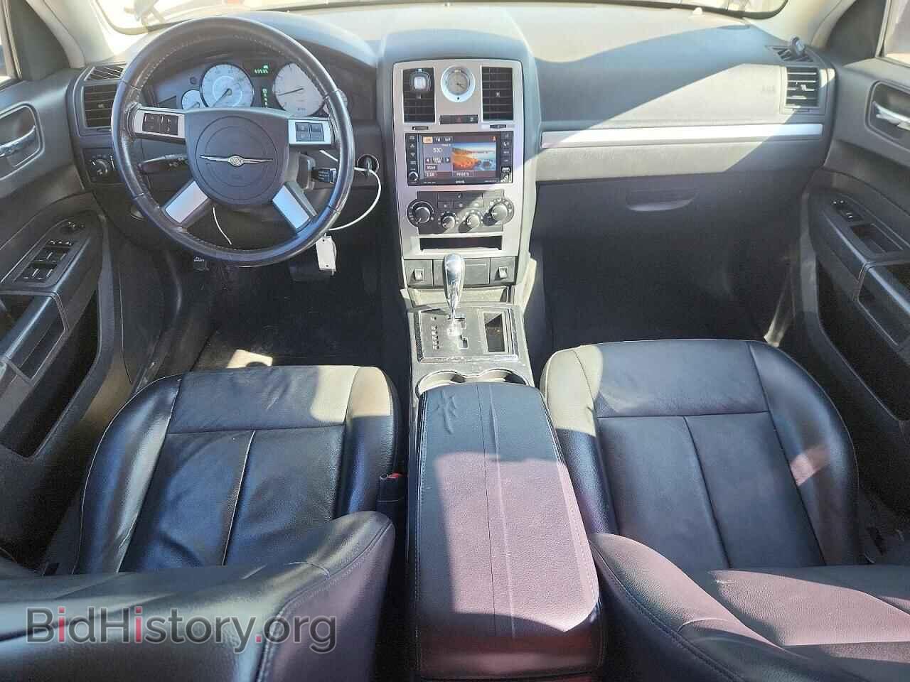 2010 CHRYSLER 300 - VIN: 2C3CA5CV8AH145920 - Фото 8