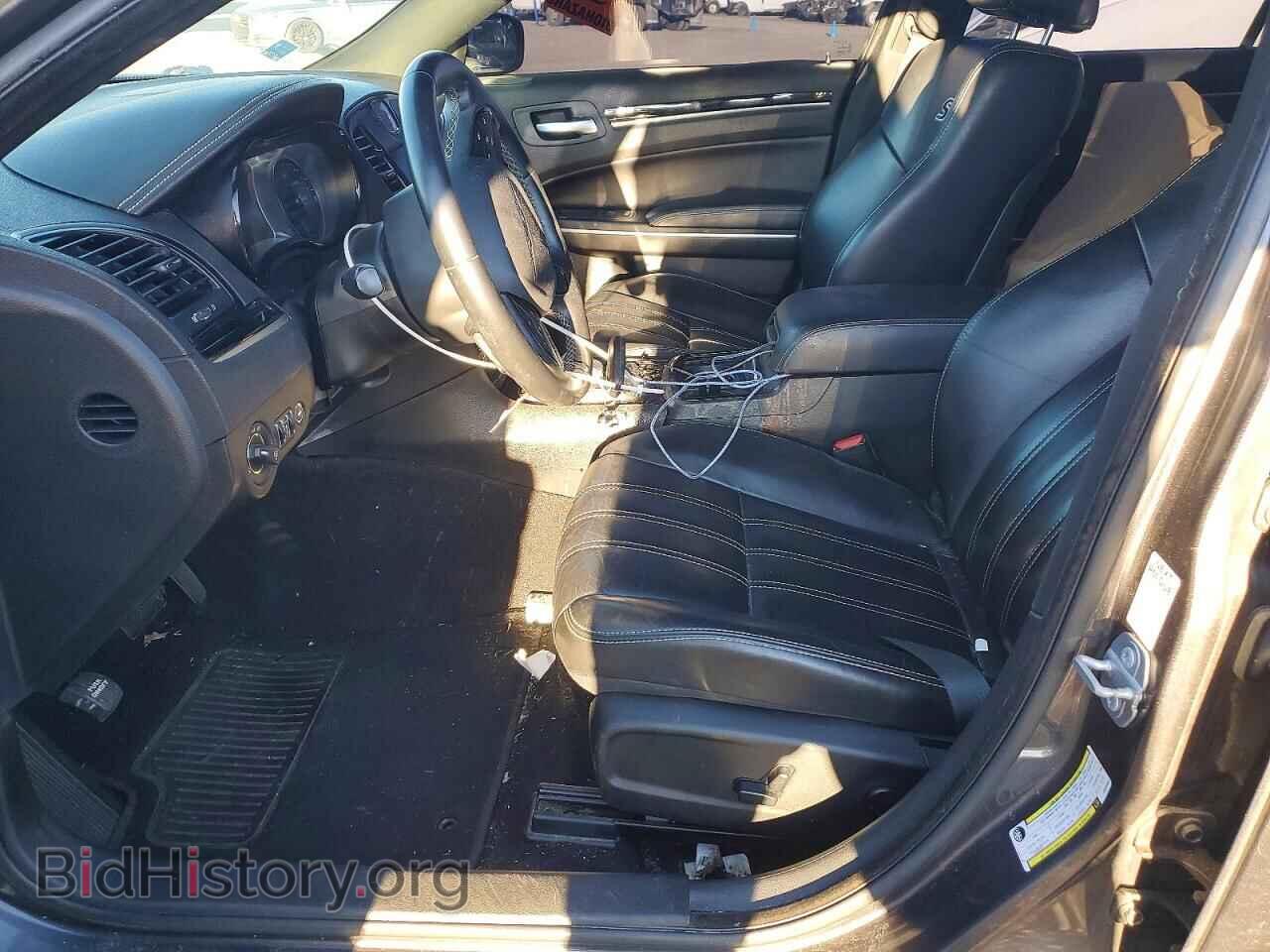 2019 CHRYSLER 300 - VIN: 2C3CCABG5KH538863 - Photo 7