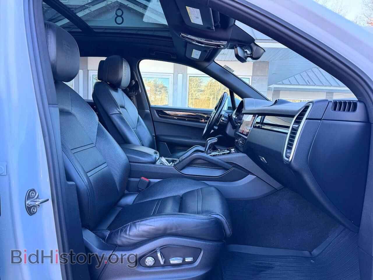 2019 PORSCHE CAYENNE - VIN: WP1AA2AY2KDA00870 - Photo 5