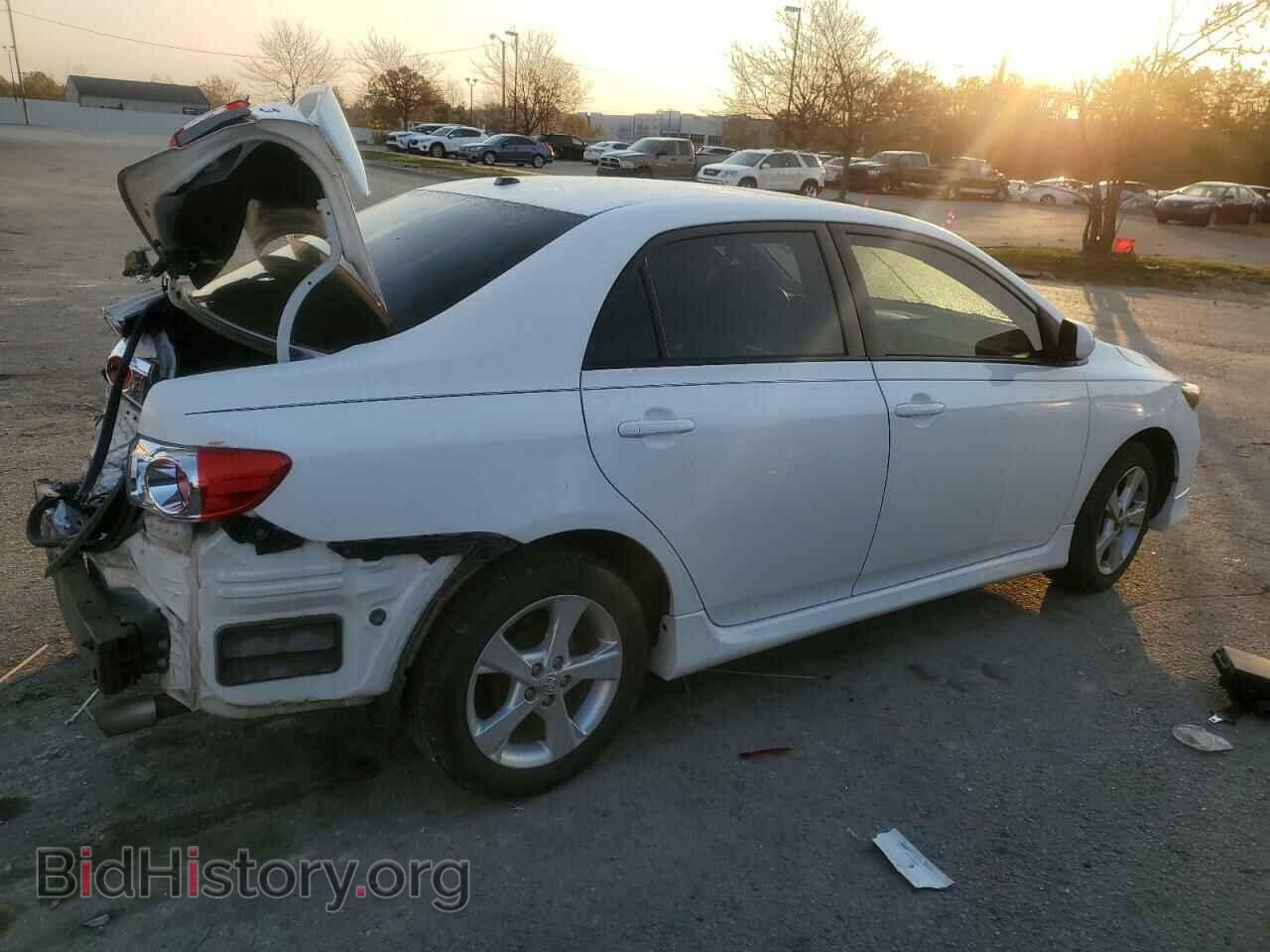 2011 TOYOTA COROLLA - VIN: 2T1BU4EE8BC711978 - Фото 3