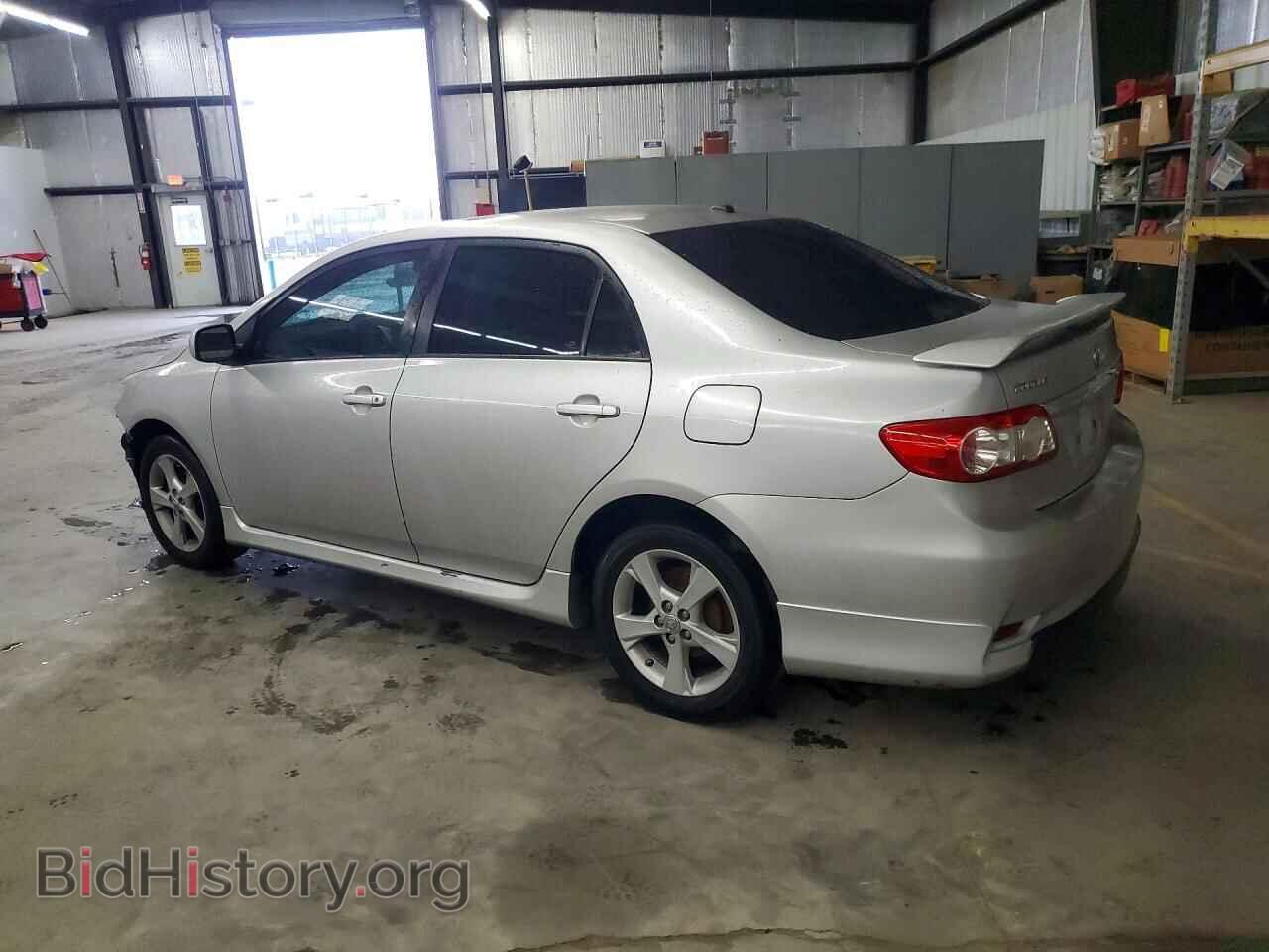 2011 TOYOTA COROLLA - VIN: 2T1BU4EE5BC618366 - Фото 2