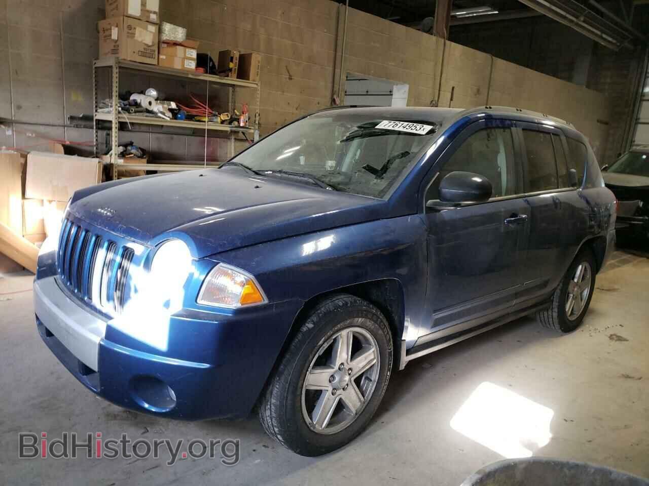 Photo 1J4NF4FB1AD524962 - JEEP COMPASS 2010