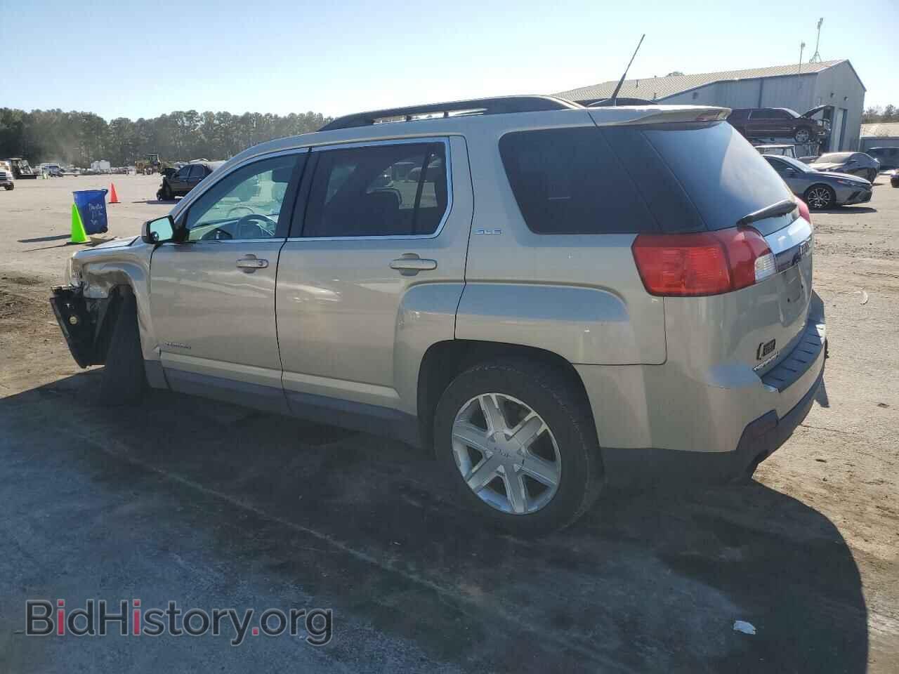 2011 GMC TERRAIN - VIN: 2CTFLSE54B6450170 - Photo 2
