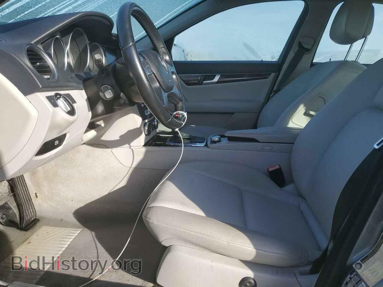 2012 MERCEDES-BENZ C-CLASS - VIN: WDDGF8BB5CF916562 - Фото 7