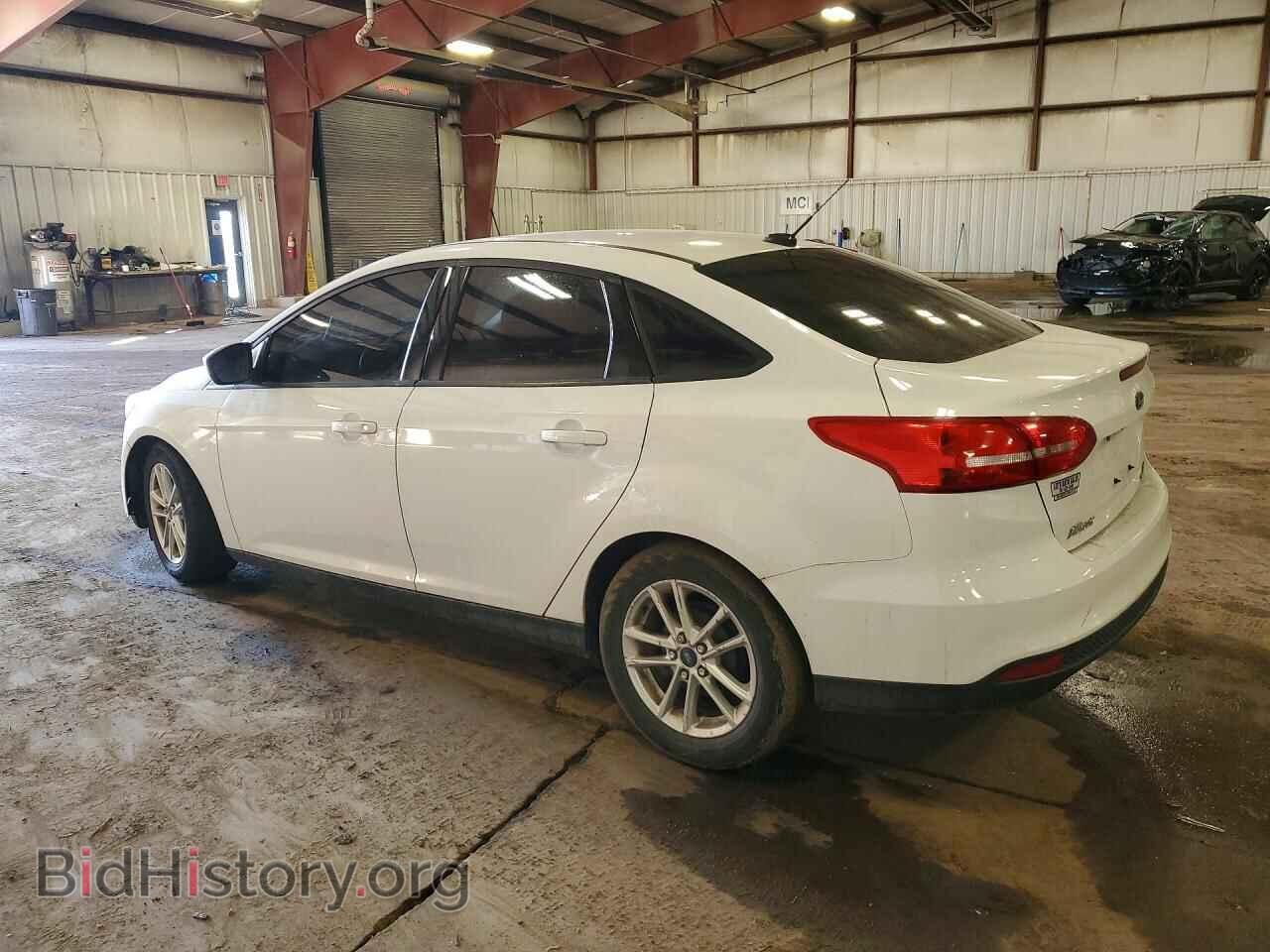 2015 FORD FOCUS - VIN: 1FADP3F22FL323244 - Photo 2