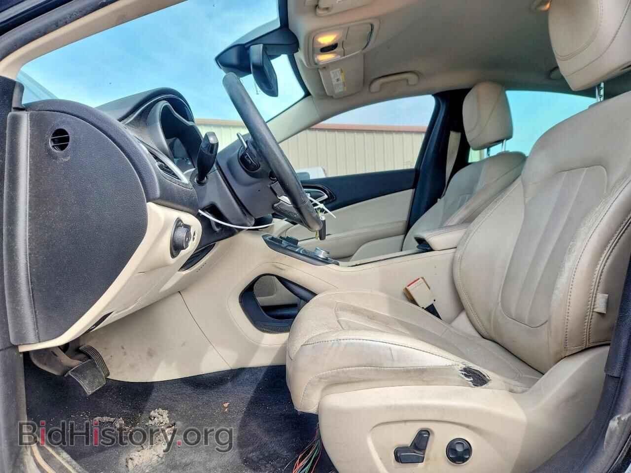2016 CHRYSLER 200 - VIN: 1C3CCCCG1GN106702 - Фото 7
