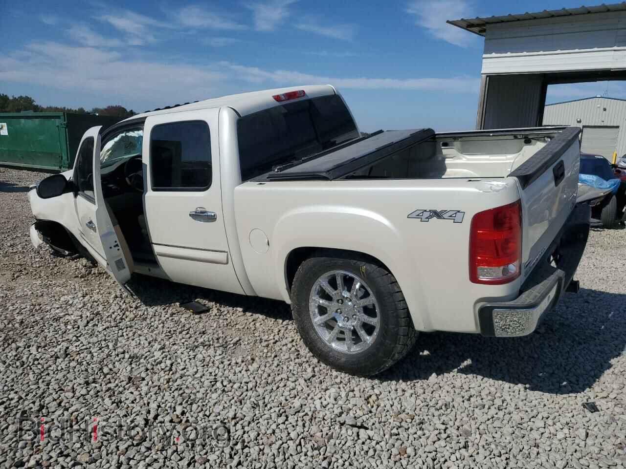 2011 GMC SIERRA - VIN: 3GTP2WE36BG181943 - Фото 2