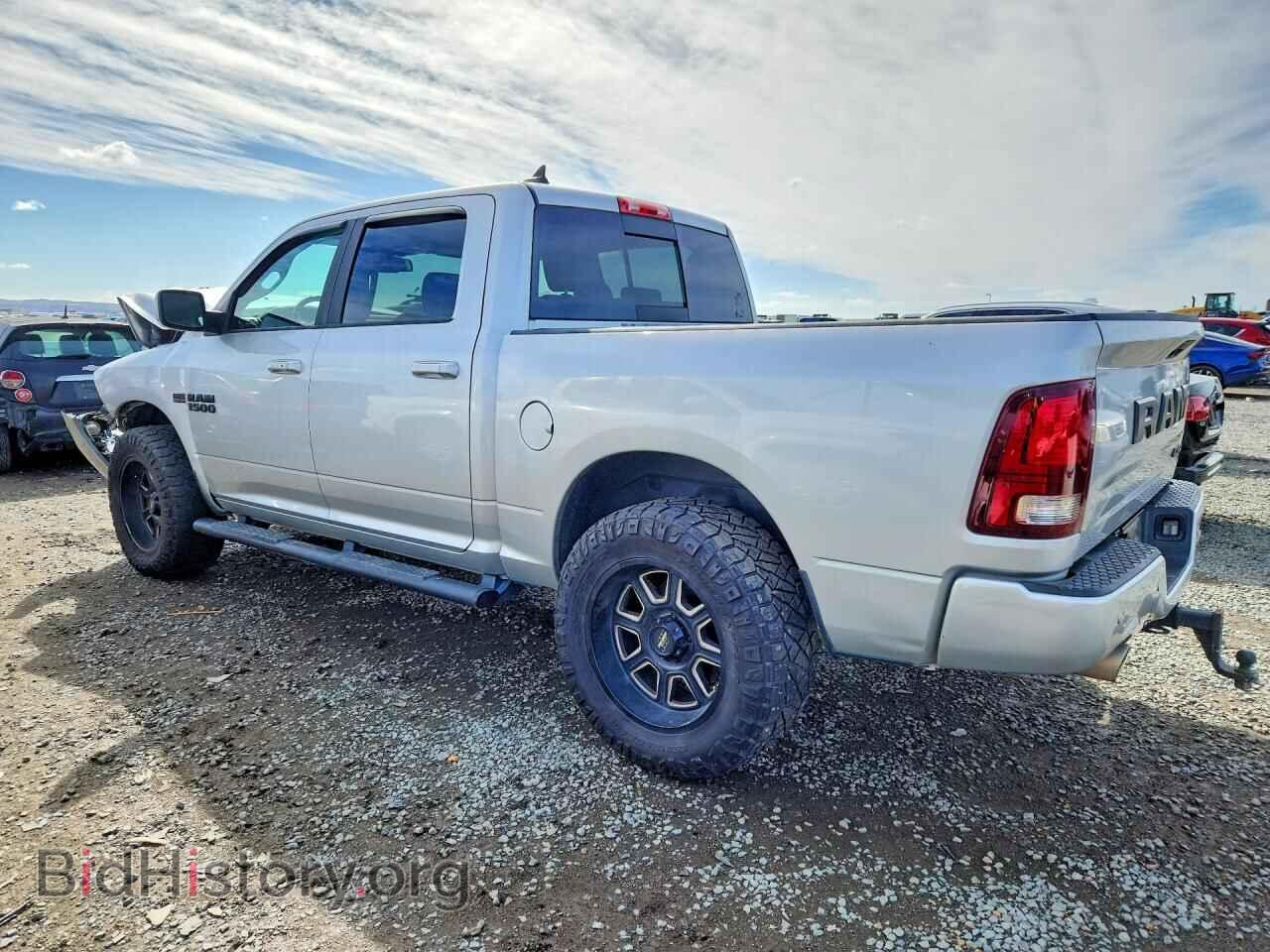 2017 RAM 1500 - VIN: 1C6RR7MT2HS811431 - Фото 2