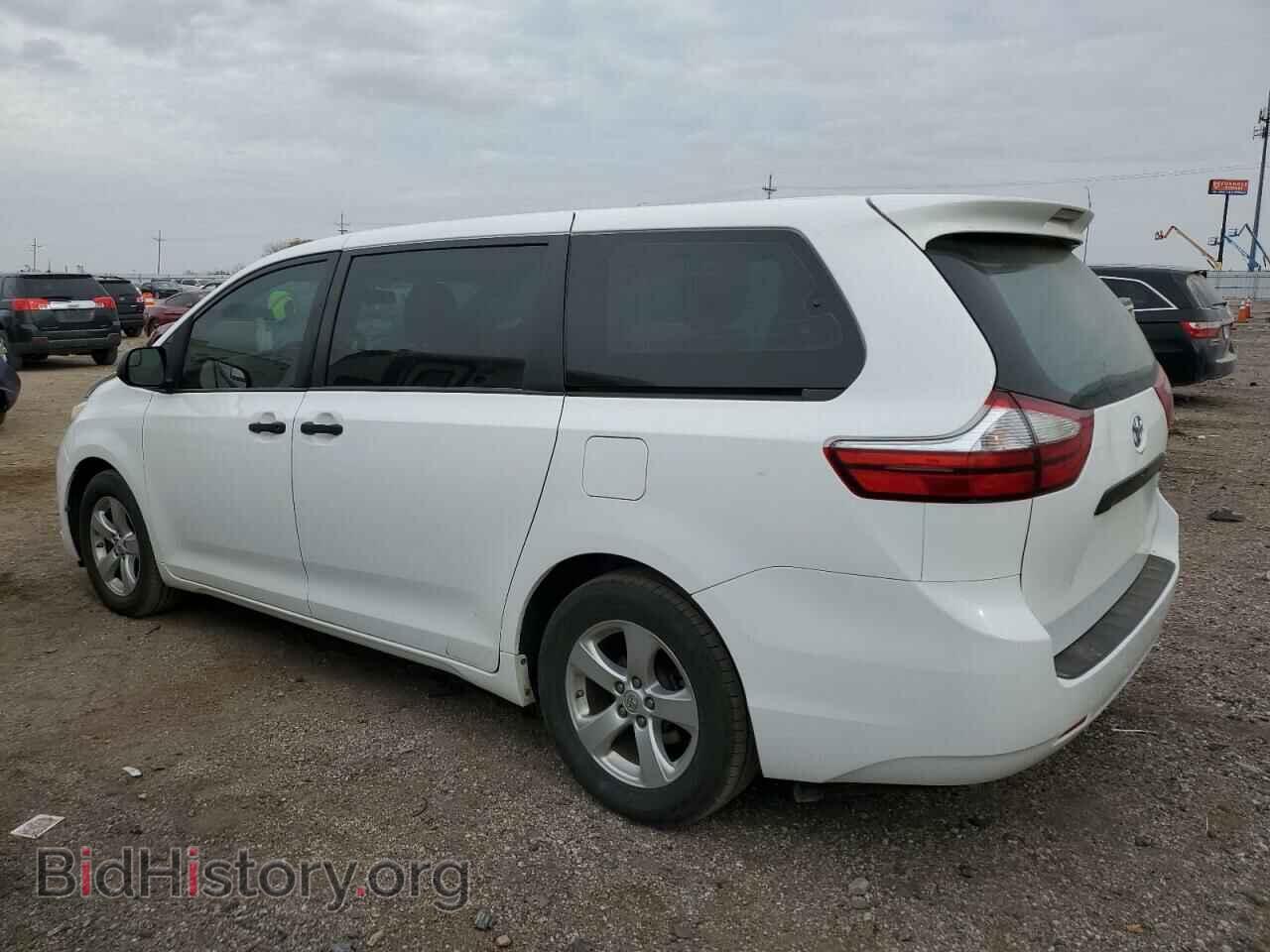 2016 TOYOTA All Models - VIN: 5TDZK3DC4GS752007 - Фото 2