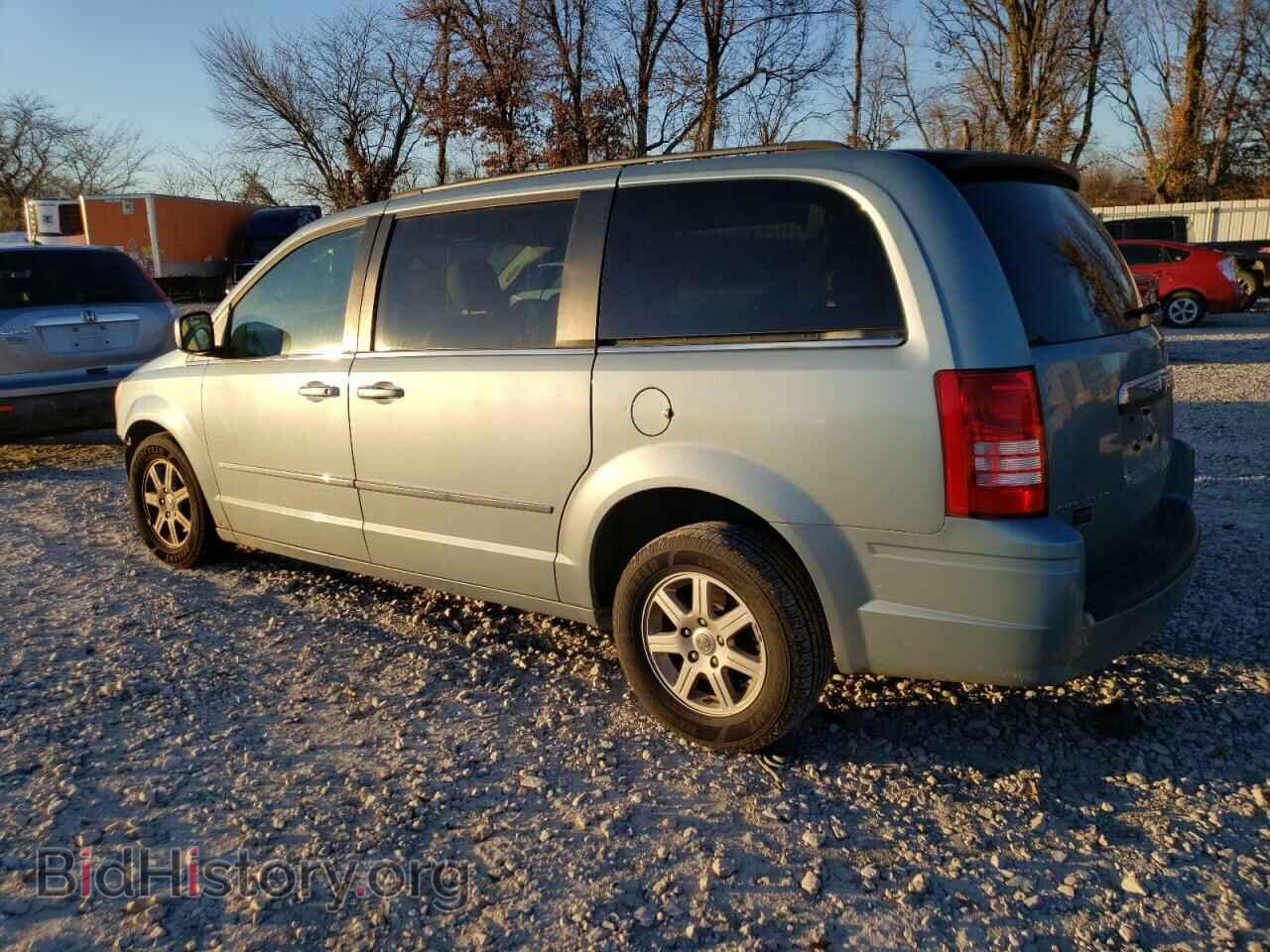 2010 CHRYSLER MINIVAN - VIN: 2A4RR5D16AR253063 - Фото 2