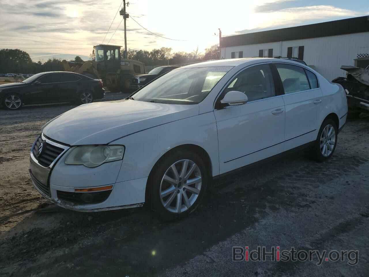 Фотография WVWJK7AN9AE056718 - VOLKSWAGEN PASSAT 2010