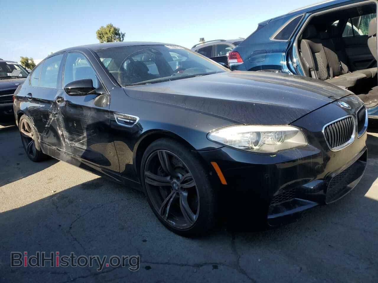 2013 BMW M5 - VIN: WBSFV9C52DC774111 - Фото 4