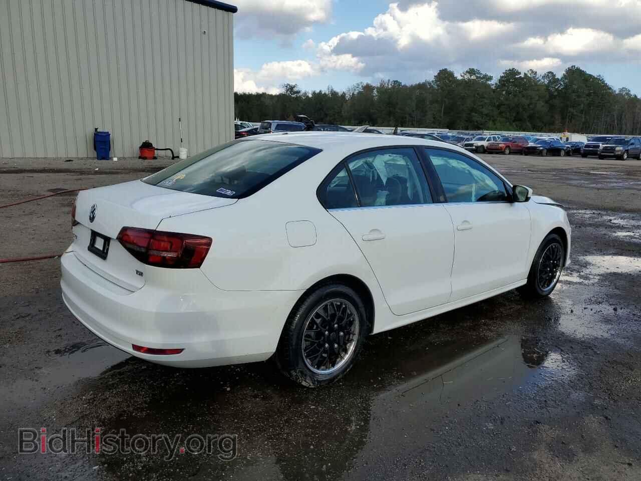 2017 VOLKSWAGEN JETTA - VIN: 3VW2B7AJ0HM370647 - Фото 3