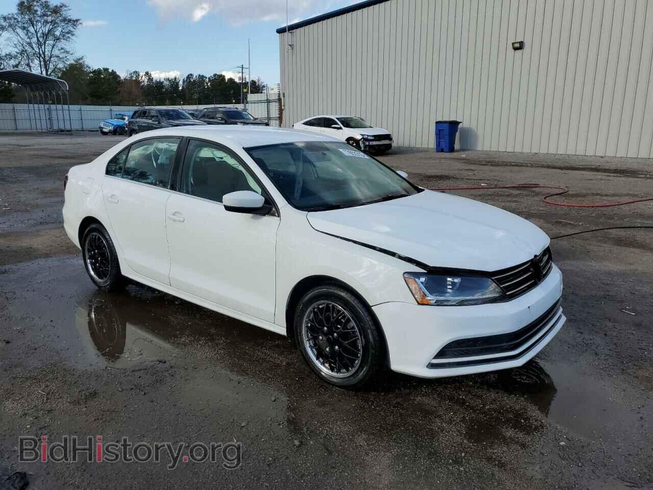 2017 VOLKSWAGEN JETTA - VIN: 3VW2B7AJ0HM370647 - Фото 4