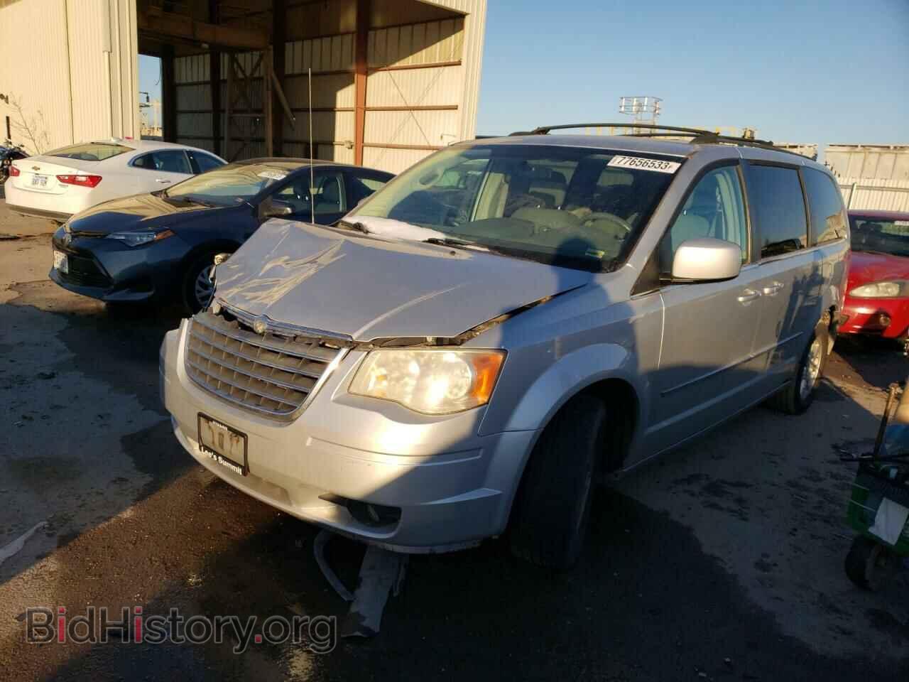 Photo 2A4RR5D17AR450632 - CHRYSLER MINIVAN 2010
