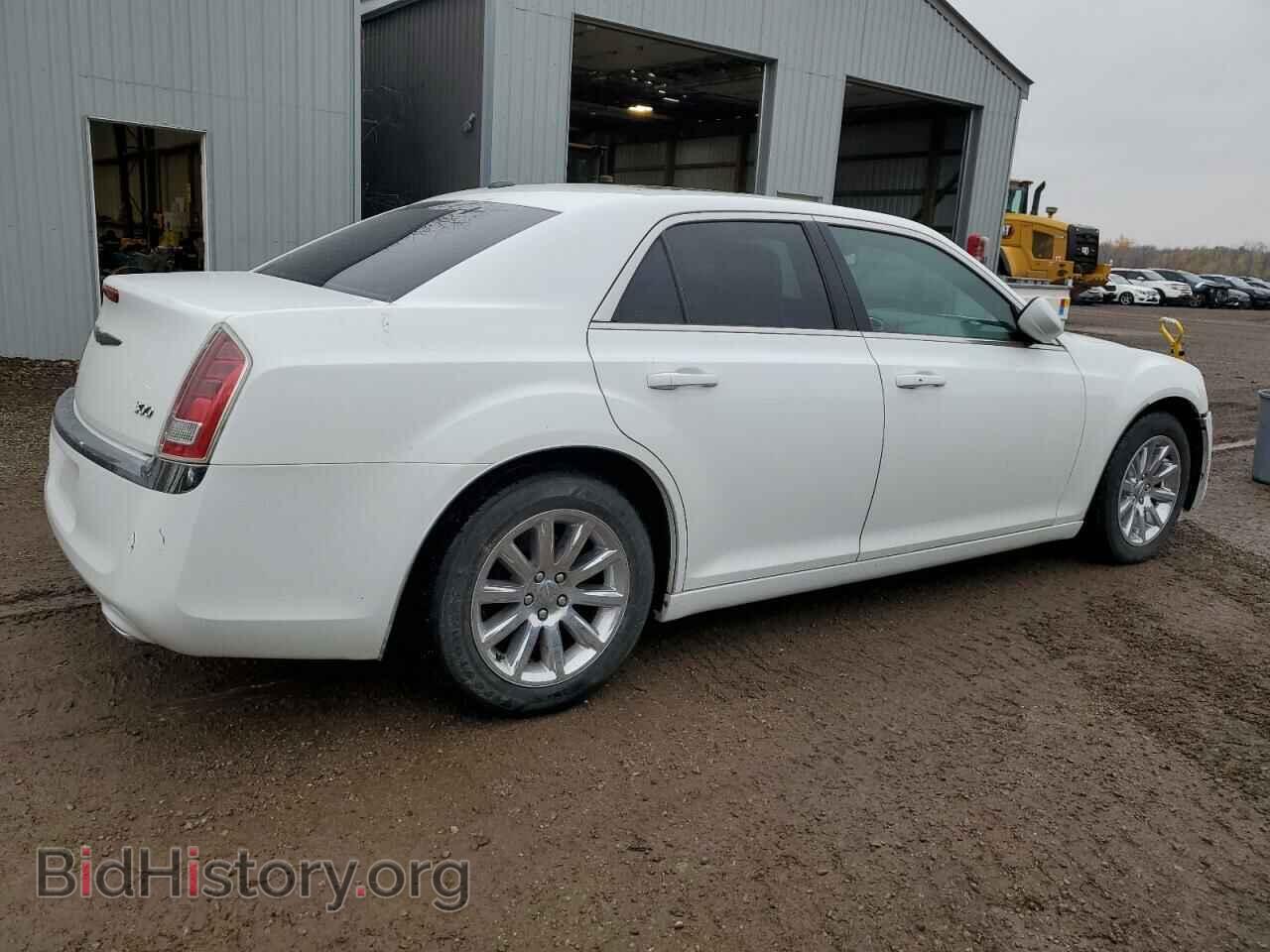 2013 CHRYSLER 300 - VIN: 2C3CCAAG3DH714698 - Фото 3