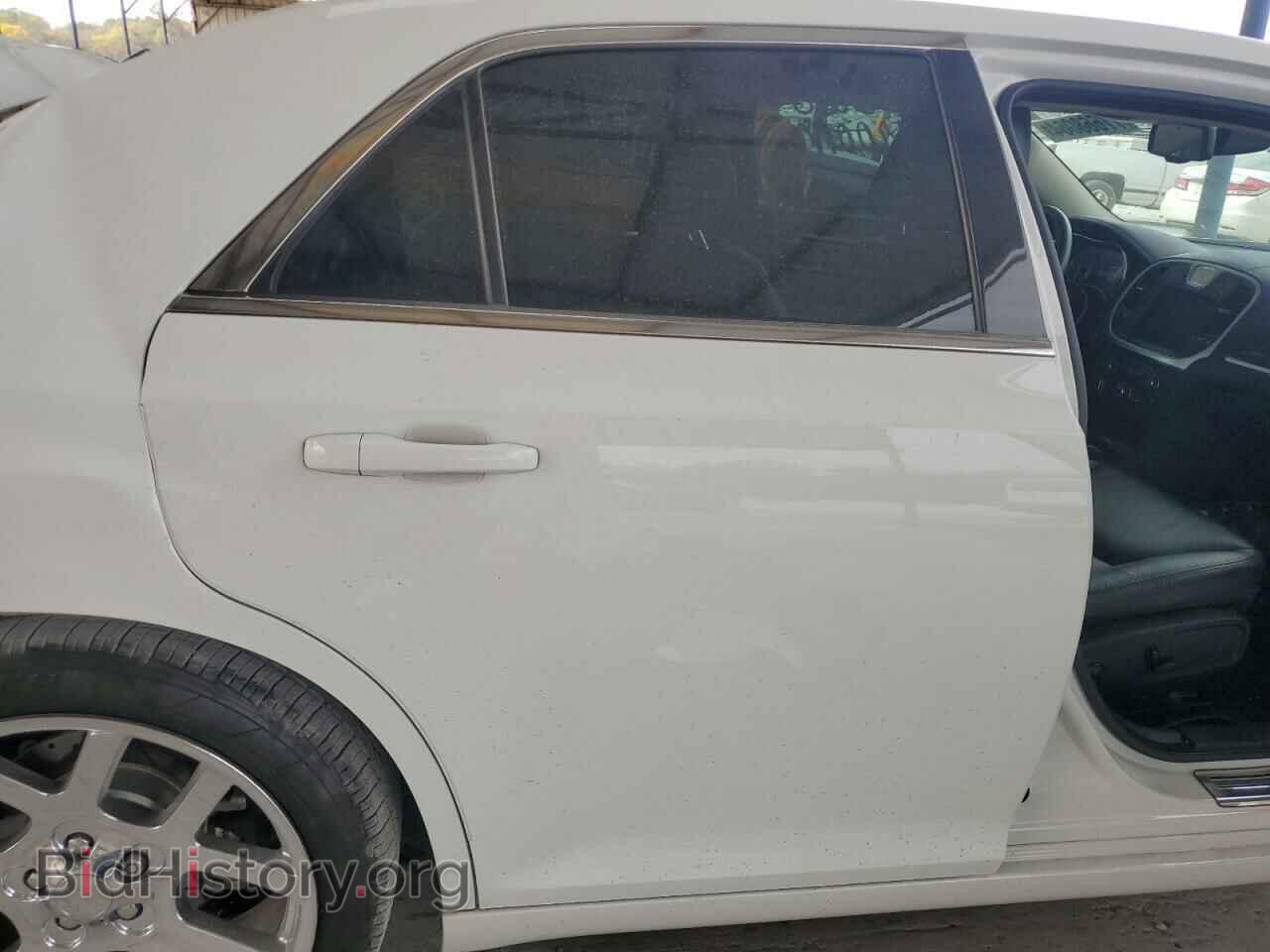 2019 CHRYSLER 300 - VIN: 2C3CCAAG3KH760903 - Фото 10