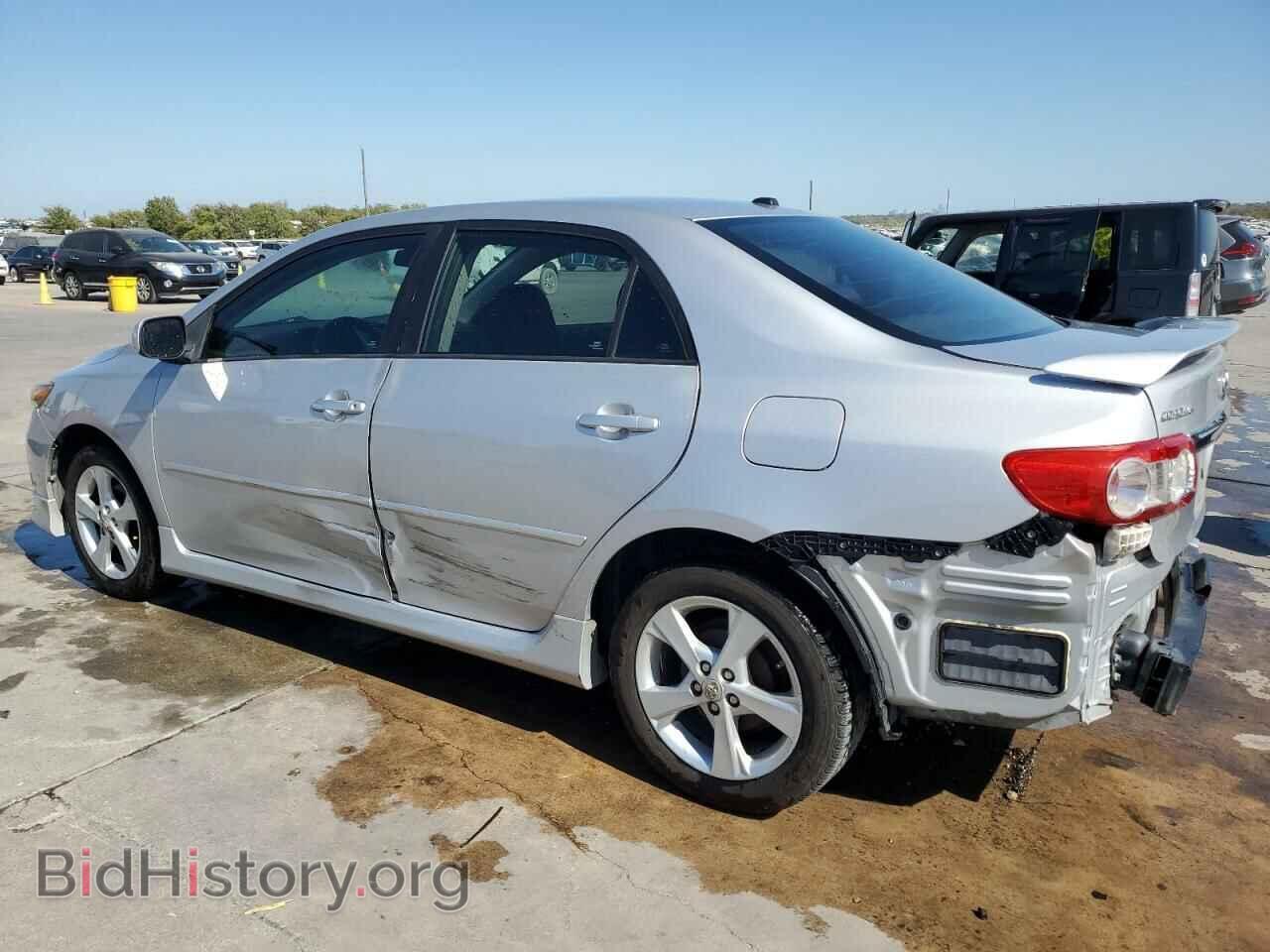 2011 TOYOTA COROLLA - VIN: 2T1BU4EE2BC647985 - Photo 2