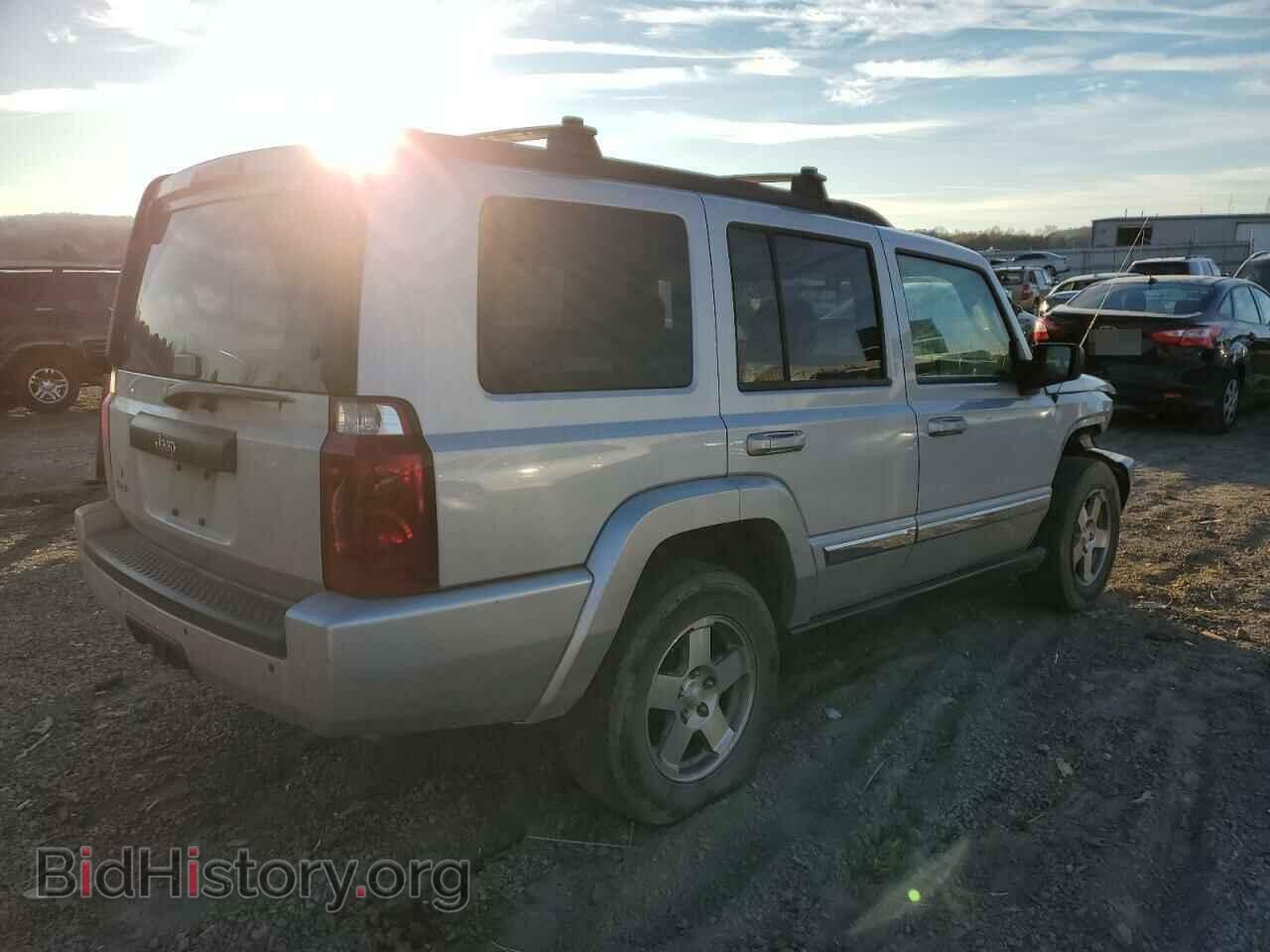 2010 JEEP COMMANDER - VIN: 1J4RG4GK5AC114734 - Фото 3