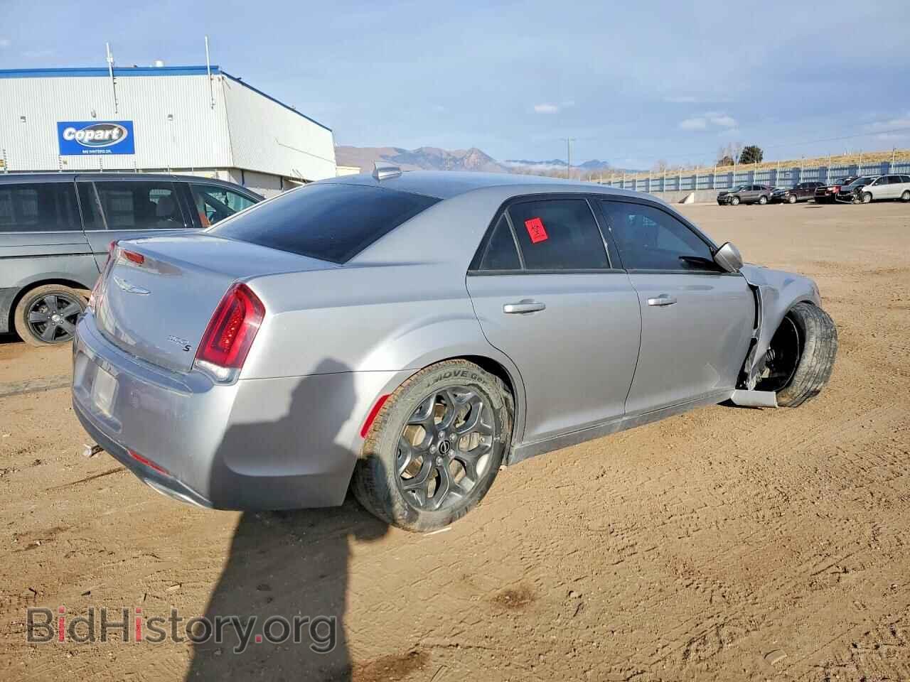 2018 CHRYSLER 300 - VIN: 2C3CCAGG7JH240760 - Photo 3