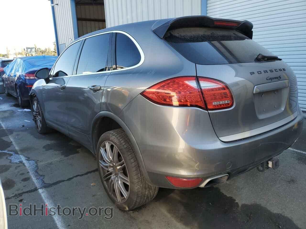2011 PORSCHE CAYENNE - VIN: WP1AB2A20BLA42890 - Photo 2