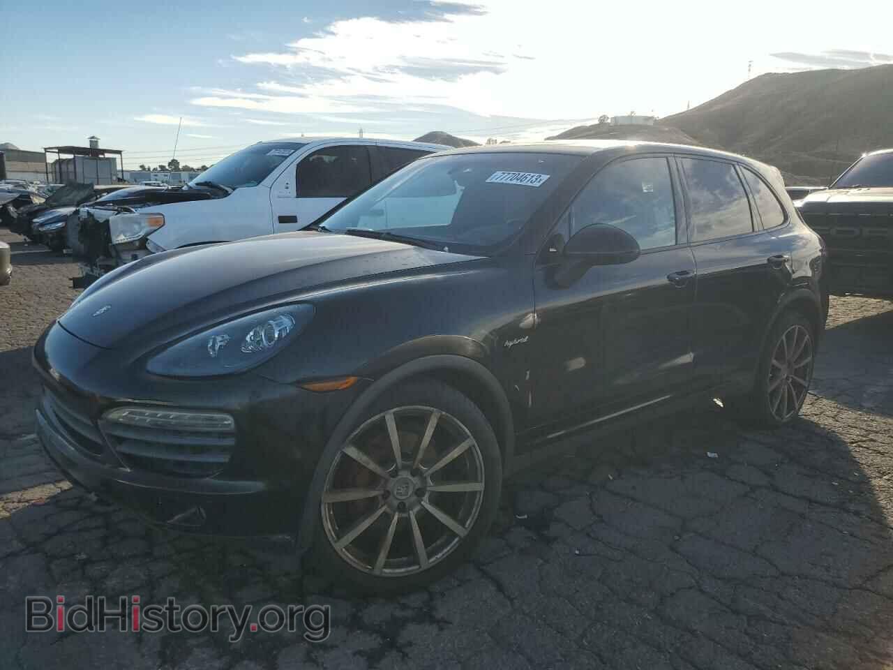 Фотография WP1AE2A2XCLA94116 - PORSCHE CAYENNE 2012