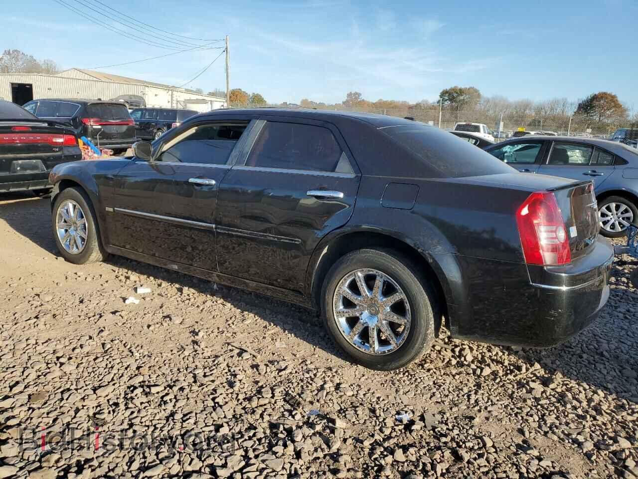 2010 CHRYSLER 300 - VIN: 2C3CA5CV9AH251700 - Фото 2