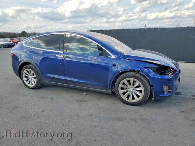 2017 Tesla MODEL X (VIN 5YJXCDE24HF053837) — фото 4 из 15