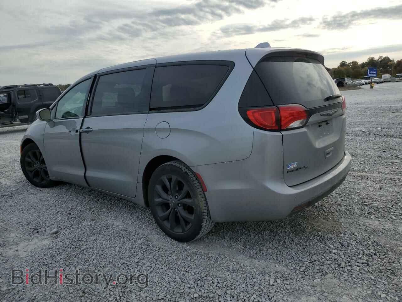 2020 CHRYSLER PACIFICA - VIN: 2C4RC1FG5LR224044 - Фото 2