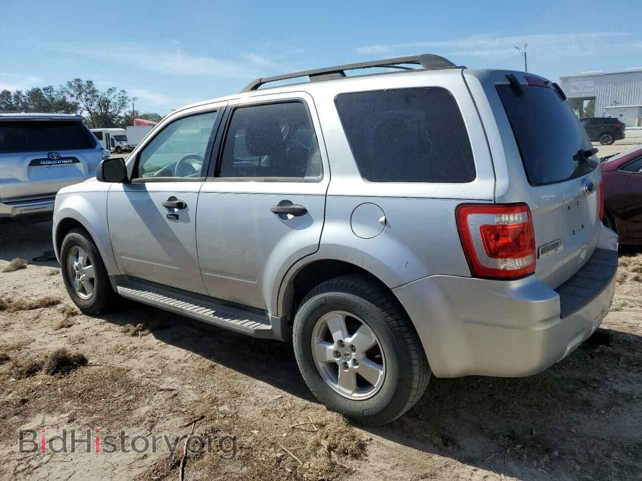 2010 FORD ESCAPE - VIN: 1FMCU0D74AKA13375 - Фото 2
