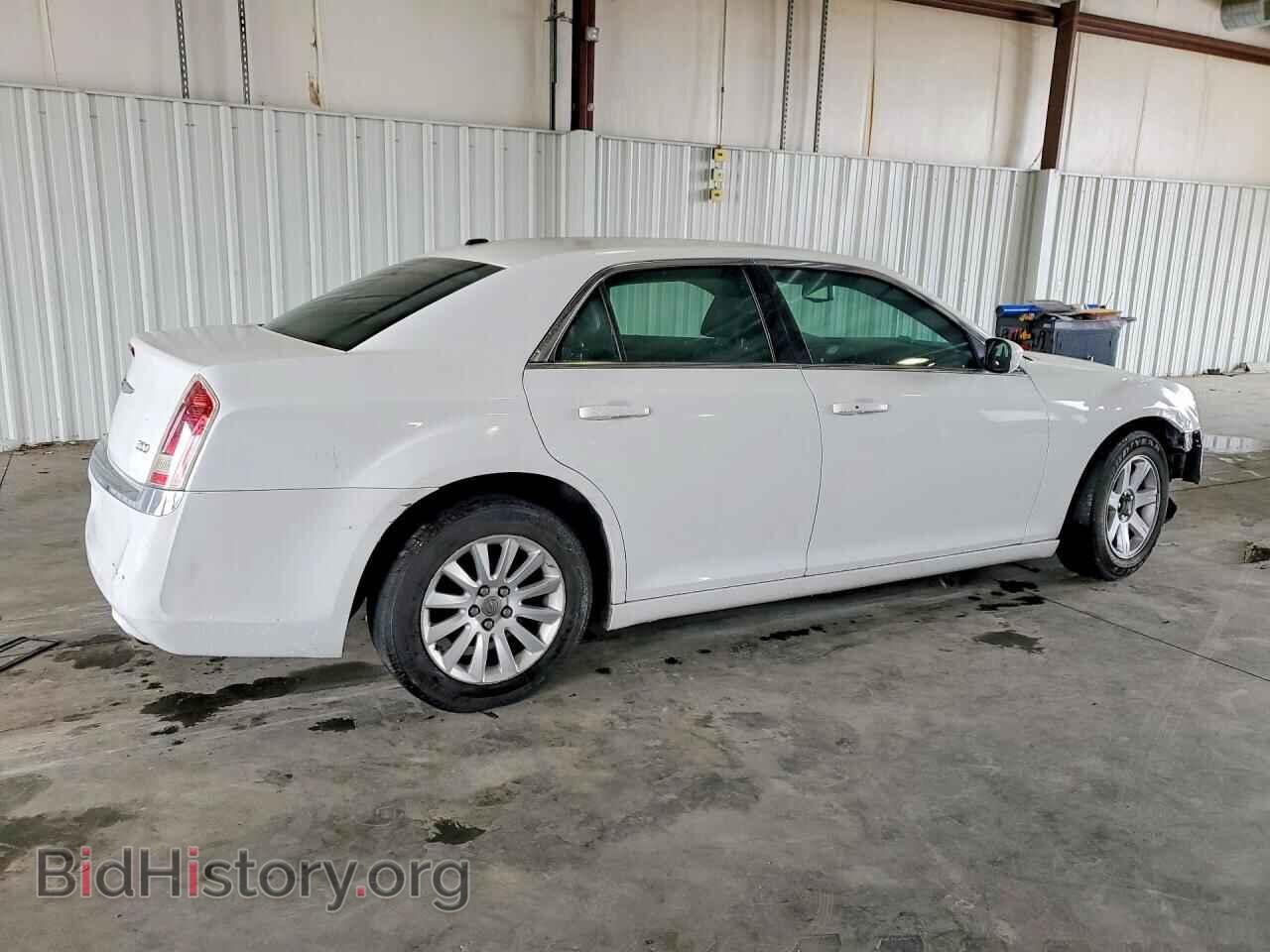 2013 CHRYSLER 300 - VIN: 2C3CCAAG8DH574602 - Фото 3