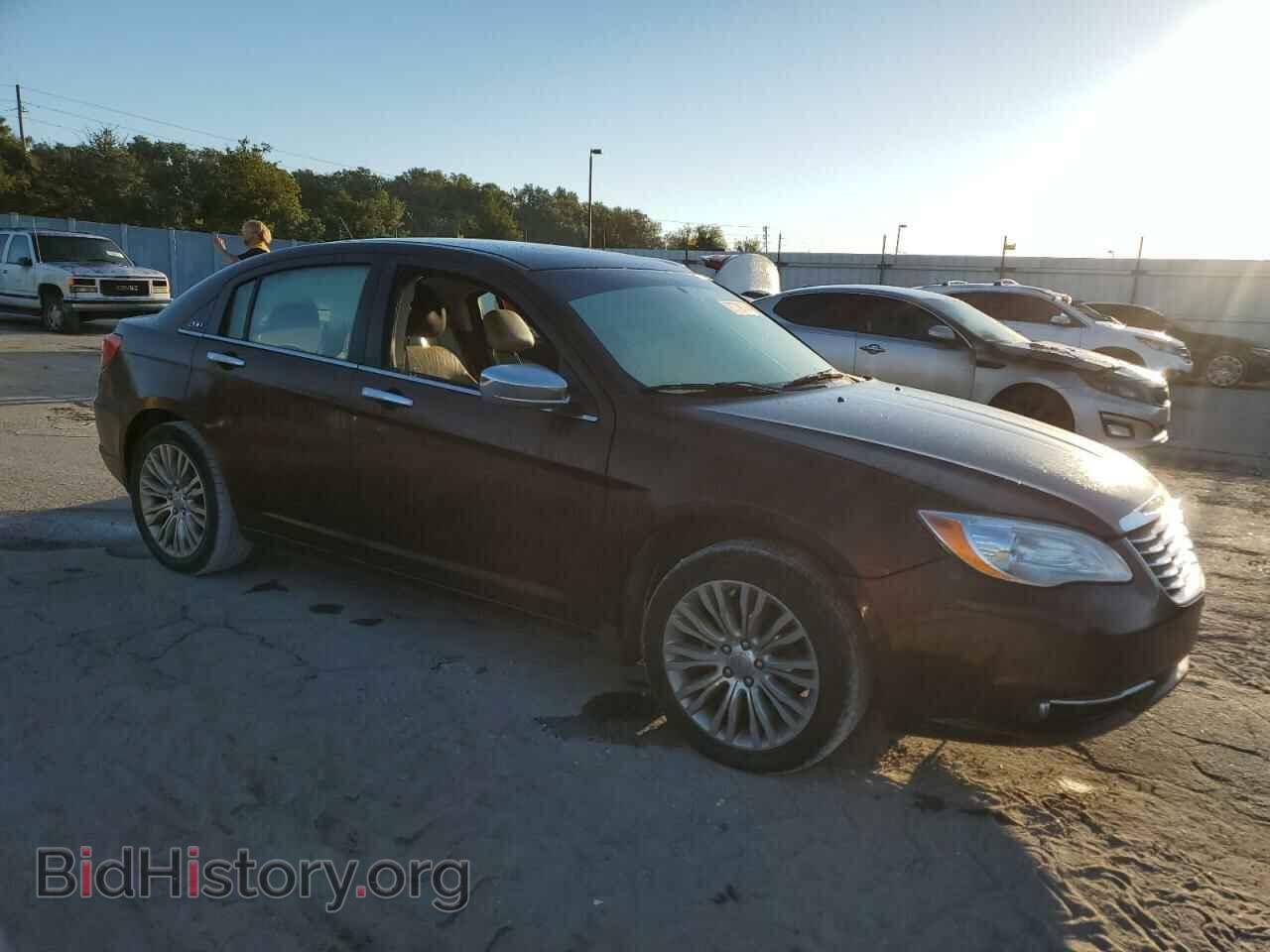 2012 CHRYSLER 200 - VIN: 1C3CCBCB3CN293031 - Photo 4