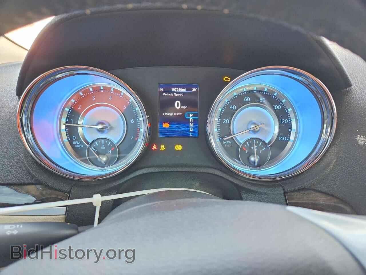 2014 CHRYSLER 300 - VIN: 2C3CCAAG8EH377981 - Фото 9