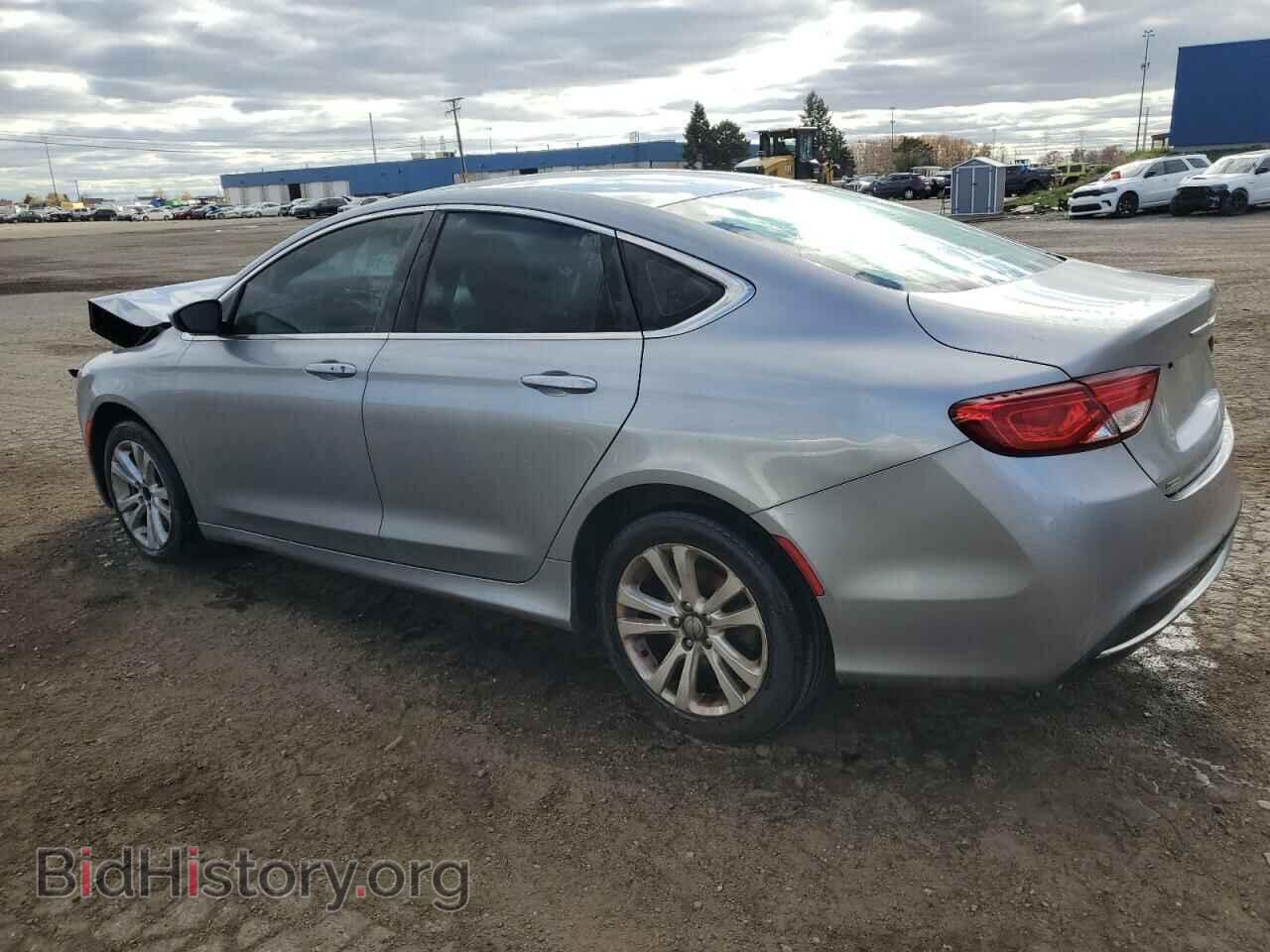 2015 CHRYSLER 200 - VIN: 1C3CCCAB7FN584385 - Фото 2