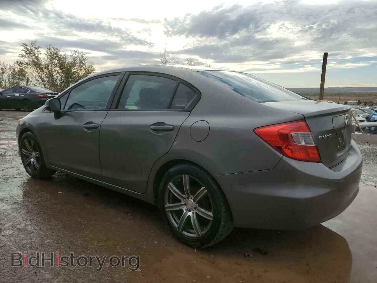 2012 HONDA CIVIC - VIN: 2HGFB2F59CH570034 - Фото 2