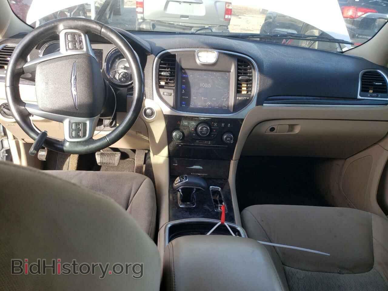 2012 CHRYSLER 300 - VIN: 2C3CCAAG5CH188900 - Фото 8