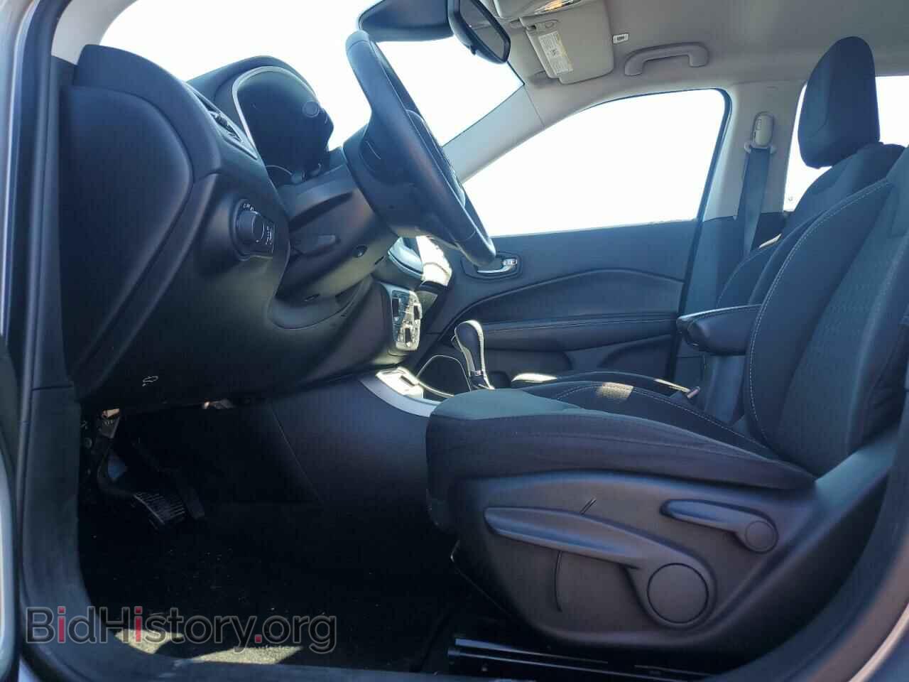 2019 JEEP COMPASS - VIN: 3C4NJCAB3KT832944 - Фото 7