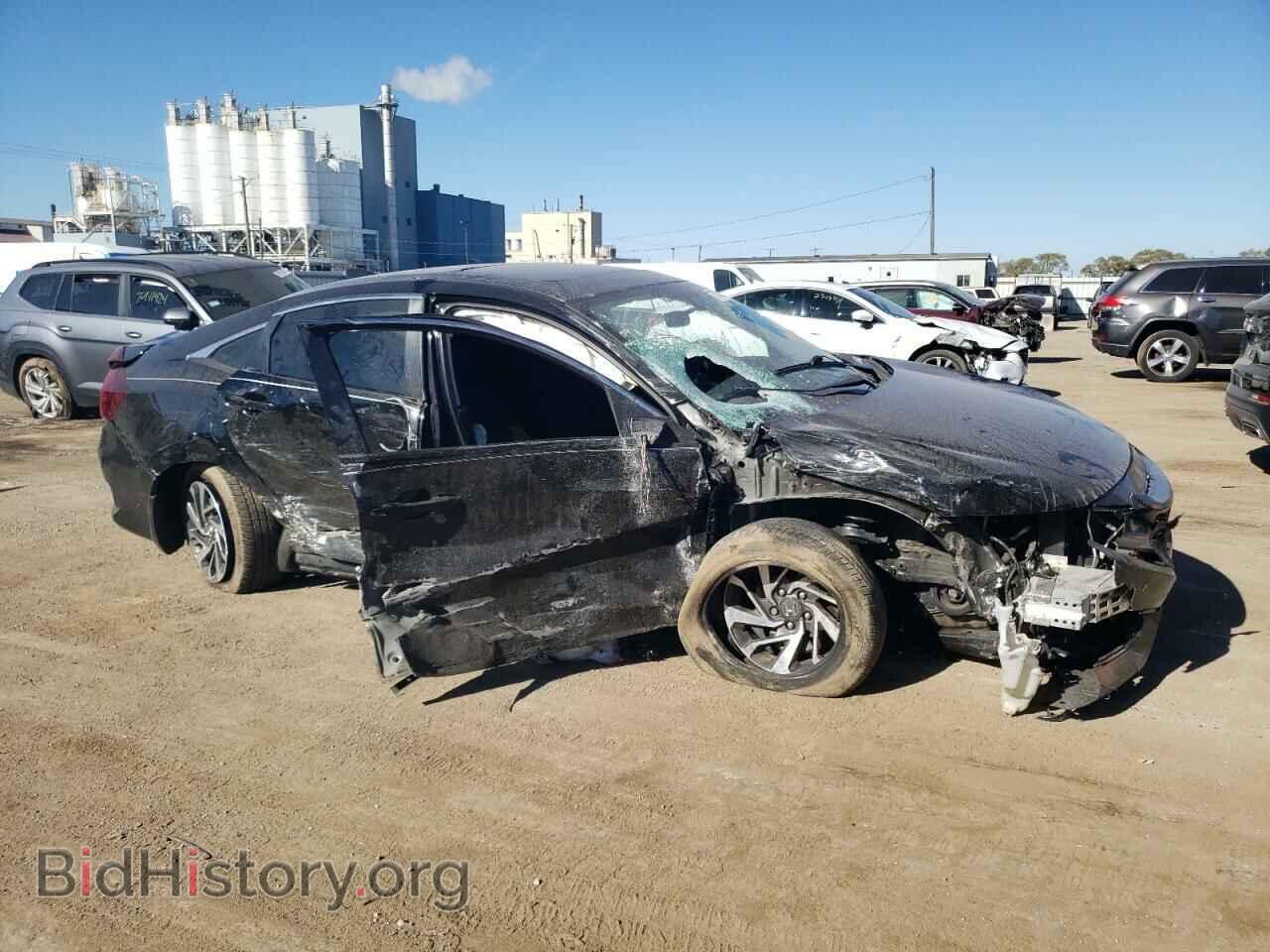 2018 HONDA CIVIC - VIN: 19XFC2F7XJE007600 - Фото 4