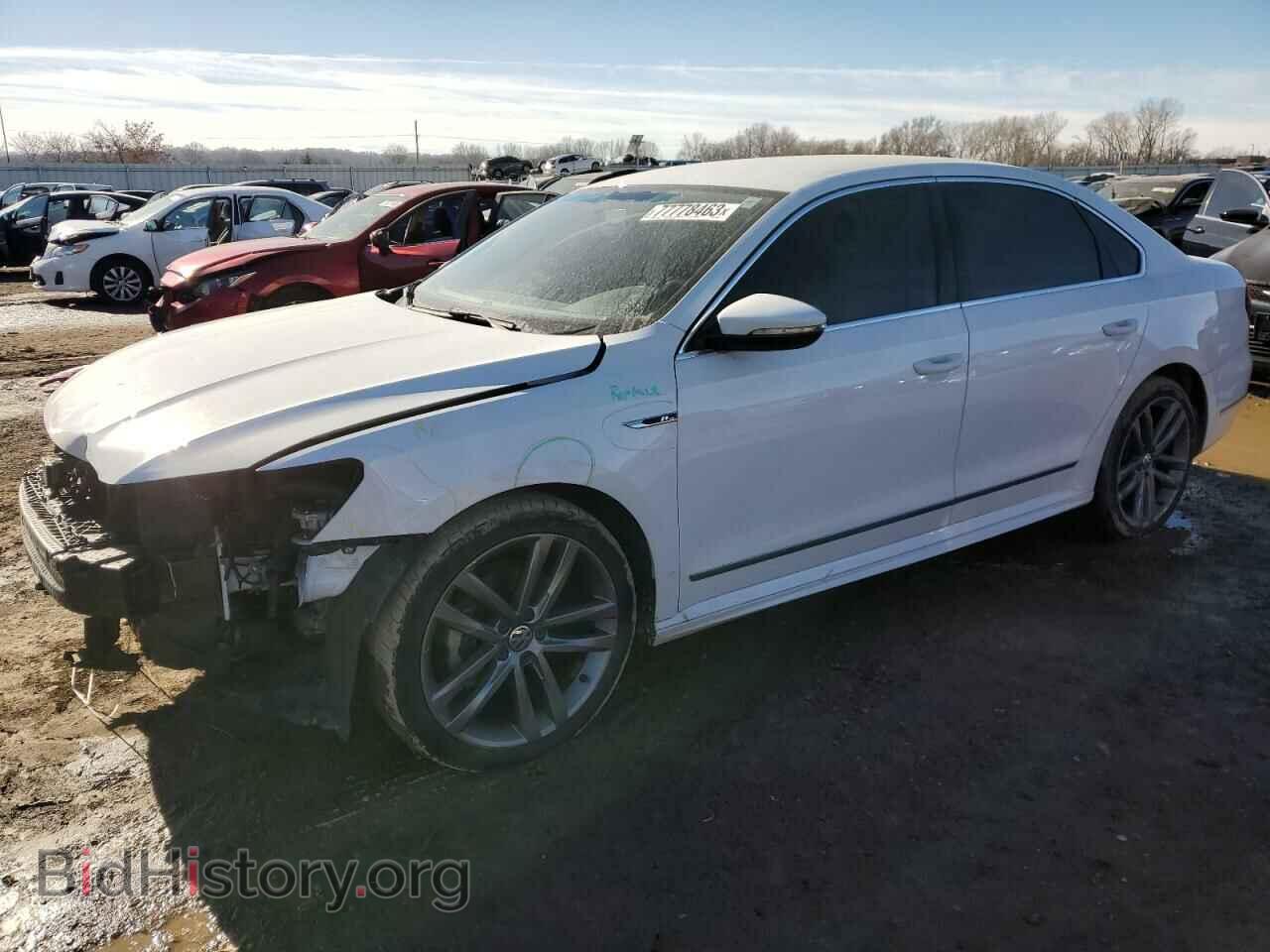 Photo 1VWDT7A30HC066288 - VOLKSWAGEN PASSAT 2017