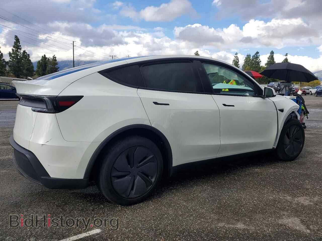2026 TESLA MODEL Y - VIN: 7SAYGDEDXTF452984 - Фото 3