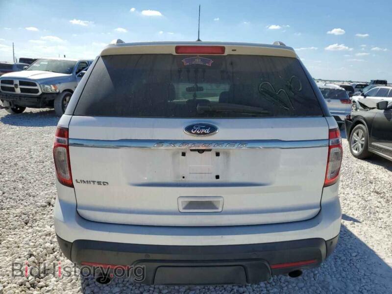 2011 Ford EXPLORER (VIN 1FMHK7F82BGA82063) — фото 6 из 12