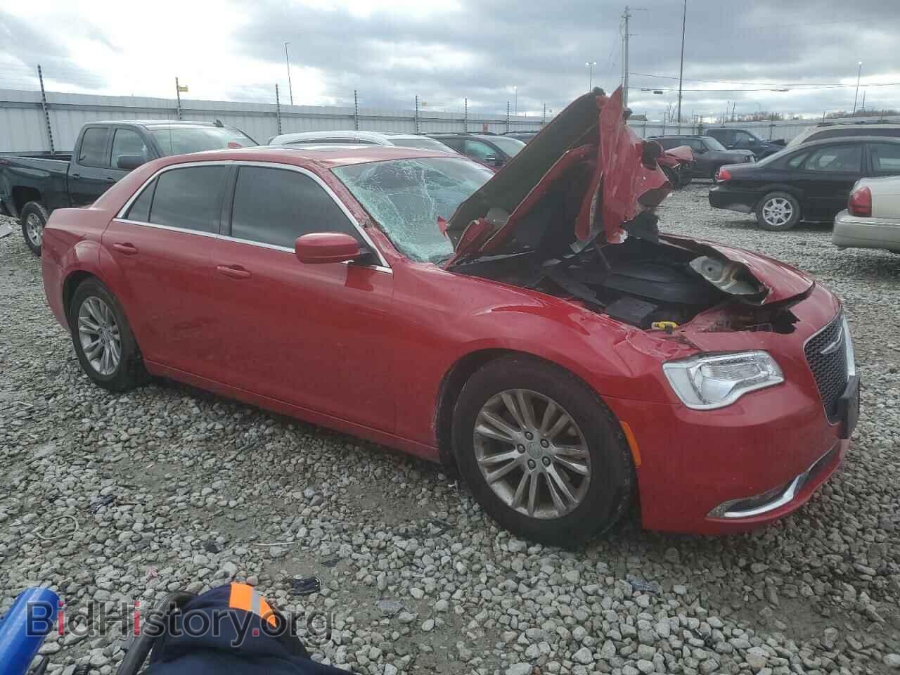2017 CHRYSLER 300 - VIN: 2C3CCAAG0HH619120 - Фото 4