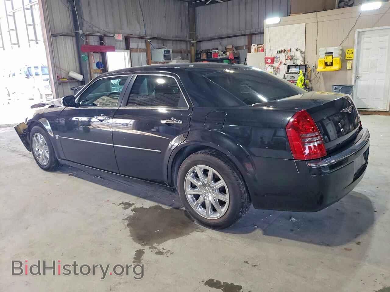 2007 CHRYSLER 300 - VIN: 2C3KA63H27H897276 - Фото 2
