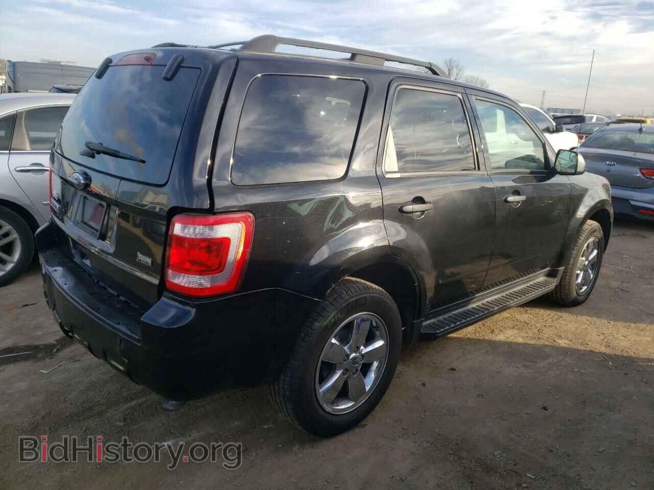 2011 FORD ESCAPE - VIN: 1FMCU0DG7BKB02553 - Фото 3