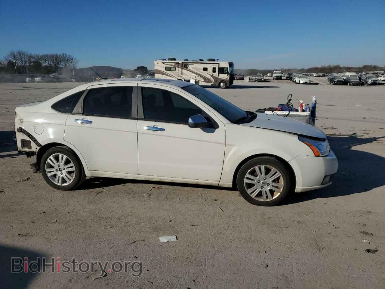 2010 FORD FOCUS - VIN: 1FAHP3HN6AW118588 - Фото 4