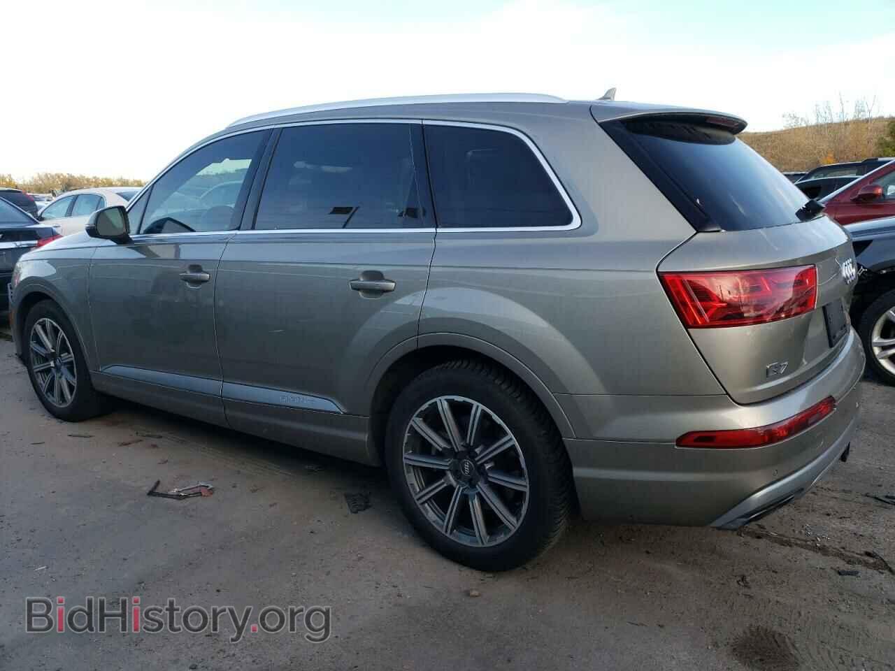 2017 AUDI Q7 - VIN: WA1VAAF71HD040468 - Photo 2