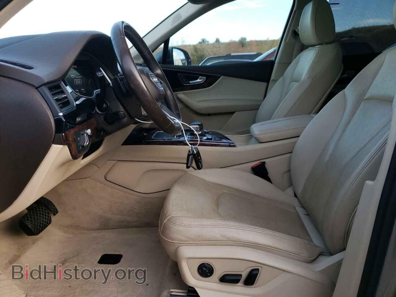 2017 AUDI Q7 - VIN: WA1VAAF71HD040468 - Photo 7