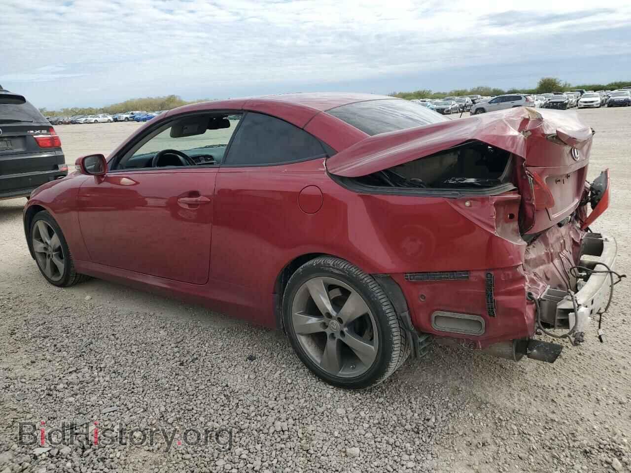 2011 LEXUS IS - VIN: JTHFF2C23B2520068 - Photo 2